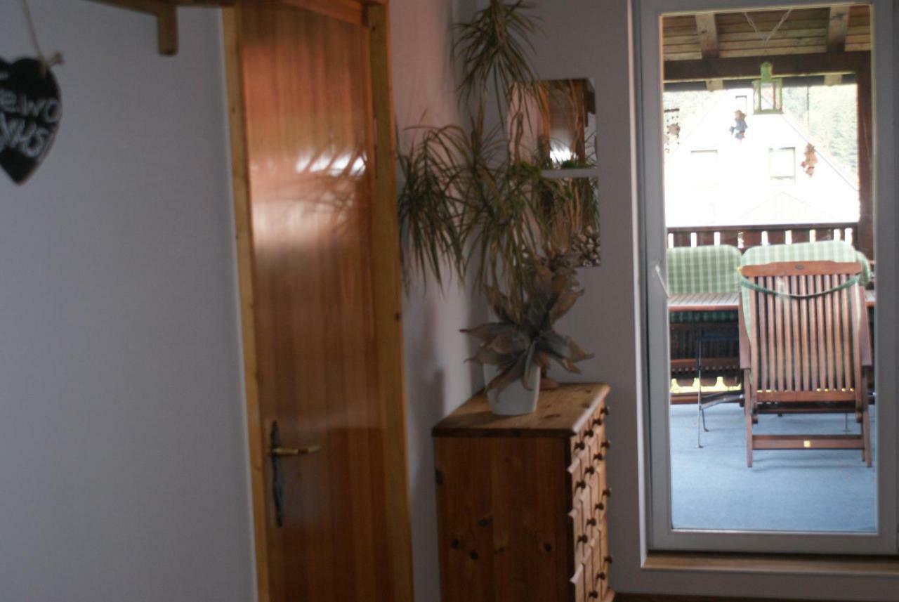 Ferienhaus Lyhs Fehrenbach Εξωτερικό φωτογραφία